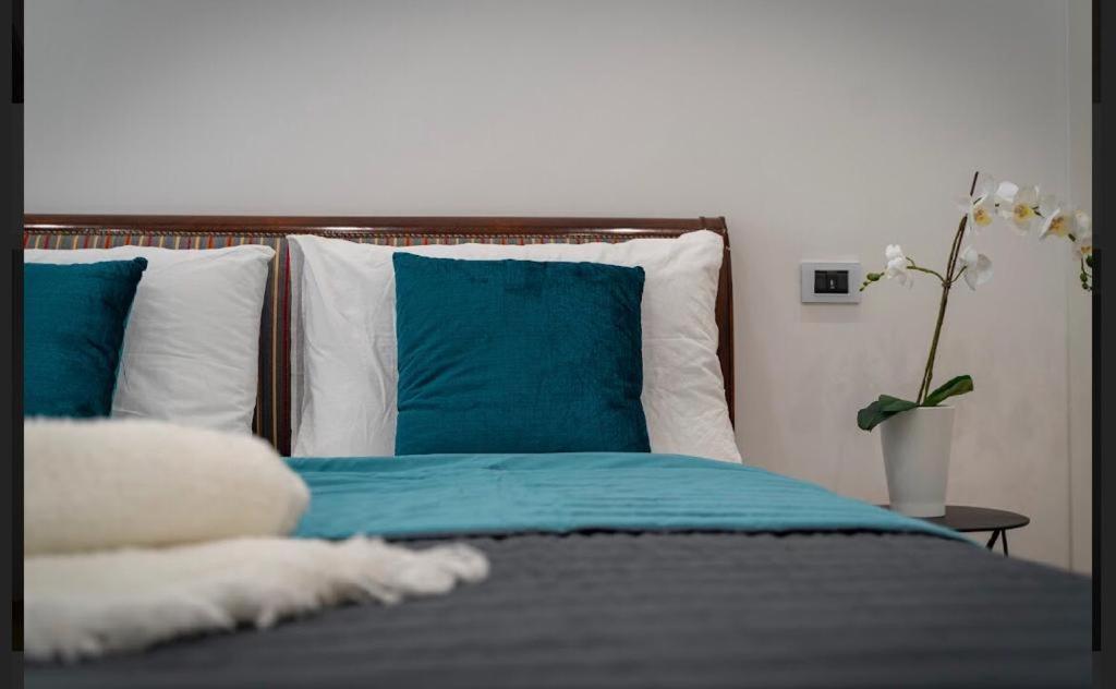 Bed & Breakfast Downtown - E Si Nun Canto Moro *