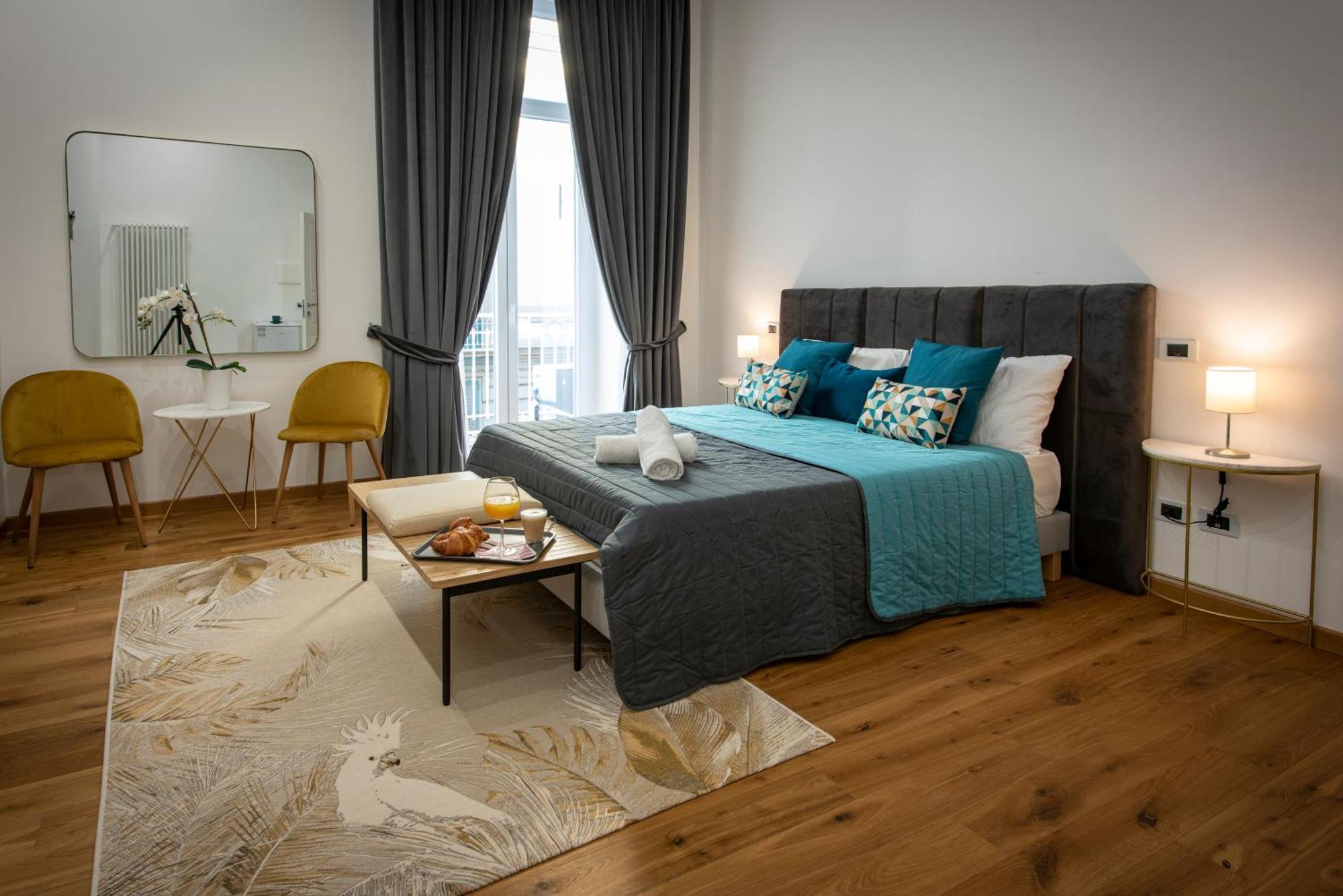 Downtown - E Si Nun Canto Moro Bed & Breakfast *